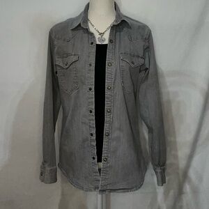 Blouses/flannels/button downs-2 for $20 or 3 for $30 (Mix & Match)